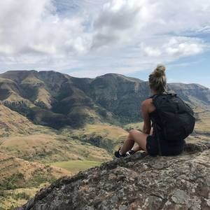 Meet your Posher, Colbi